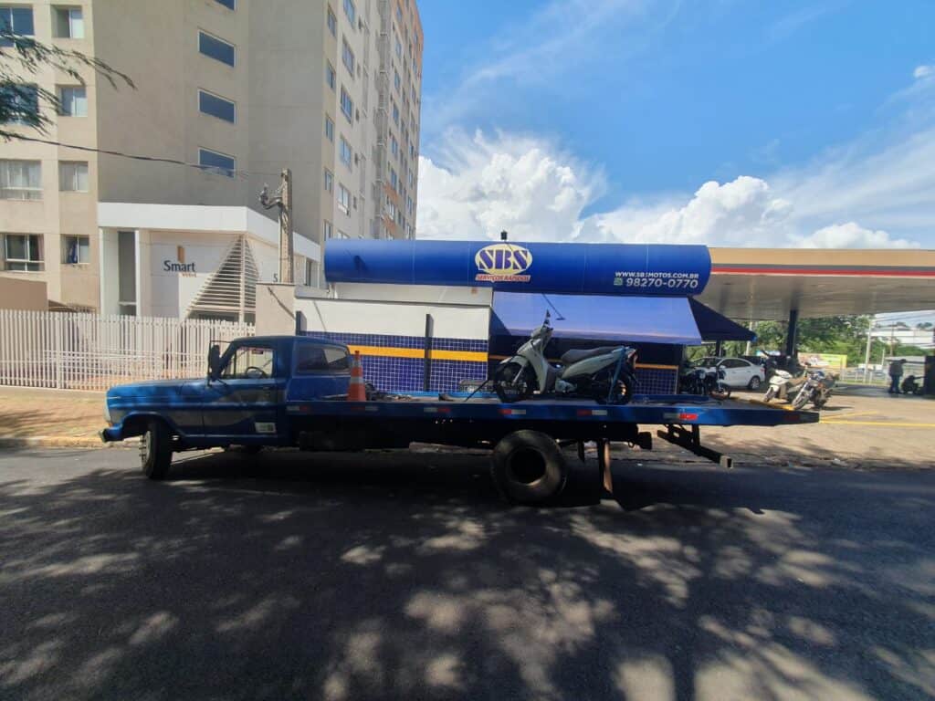Serviços de guincho e reboque em Ribeirão Preto, 24 horas. Conte com a Miro Express para emergências e transporte seguro.